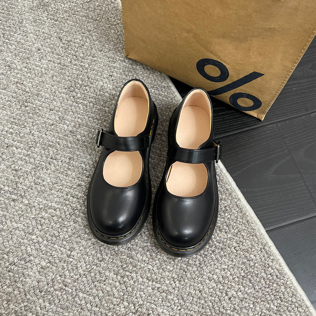 Women's Retro Buckled Mary Jane Shoes with Low Heel Design