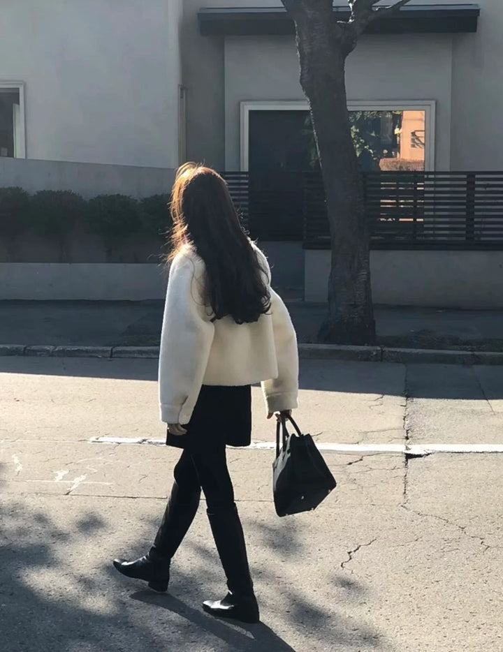 Magaly | Long sleeve fashionable white winter coat for women