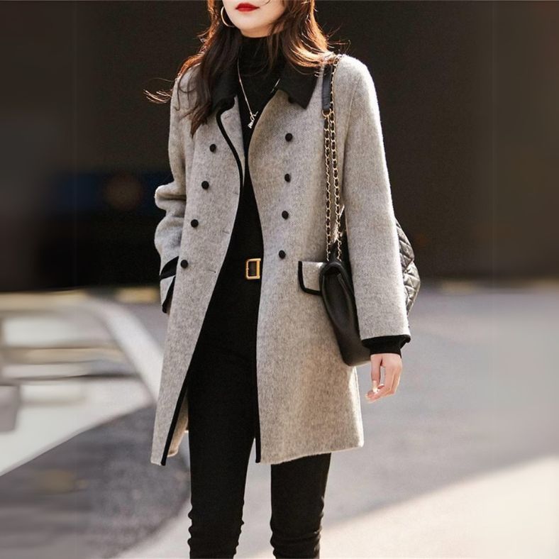 Zenaida  | Elegant long women's coat with button closure