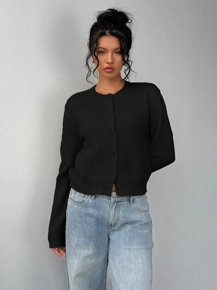 Serelith™ Knitted Cardigan – Chic Comfort in a Slim Short Design | Shop Yours Today