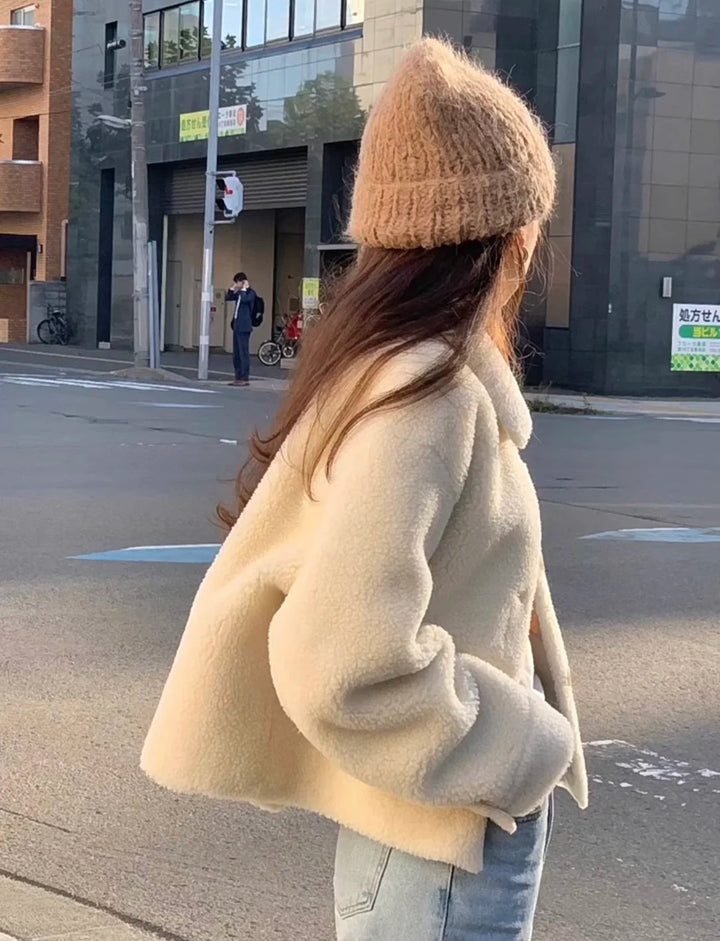 Magaly | Long sleeve fashionable white winter coat for women