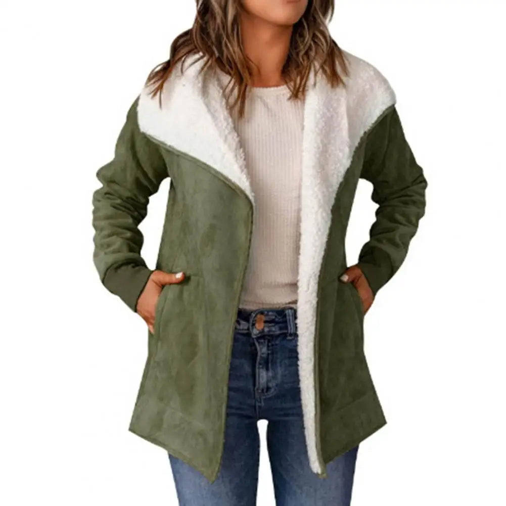 Matilde | Luxurious plush coat: Winter Edition