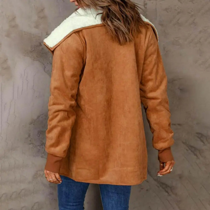 Matilde | Luxurious plush coat: Winter Edition