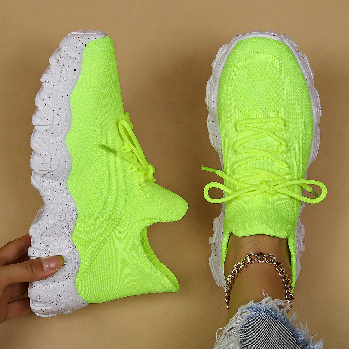 Women's Lightweight Sneakers for Comfort and Style