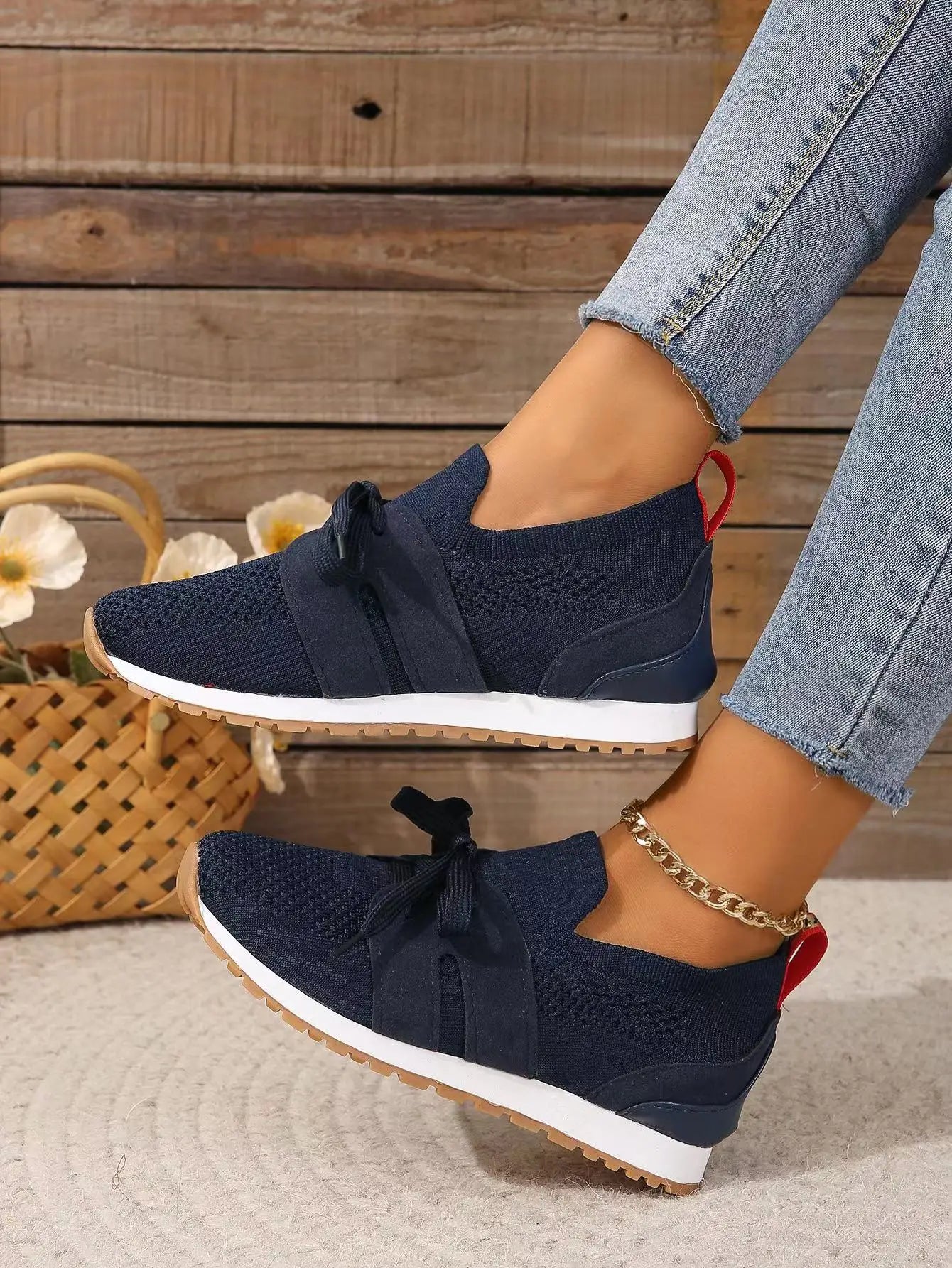 Women’s Orthopedic Mesh Lace-Up Sneakers – Supportive Walking Shoes