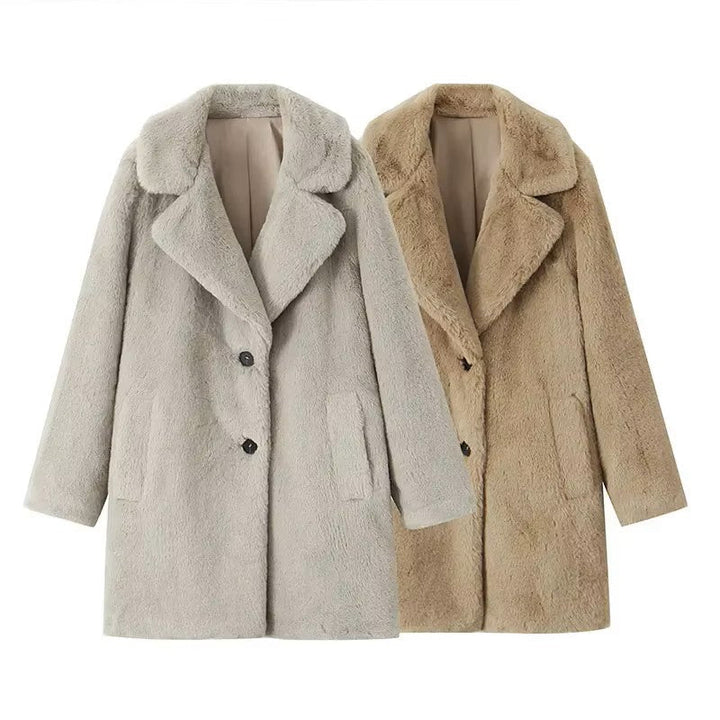 Guadalupe  | Long faux fur coat