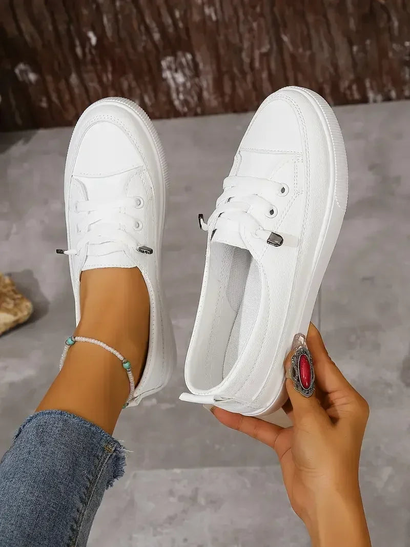 Women's Casual Round Toe Flat Shoes with Lace-Up Design