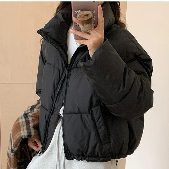 Women's cropped puffer jacket with high collar
