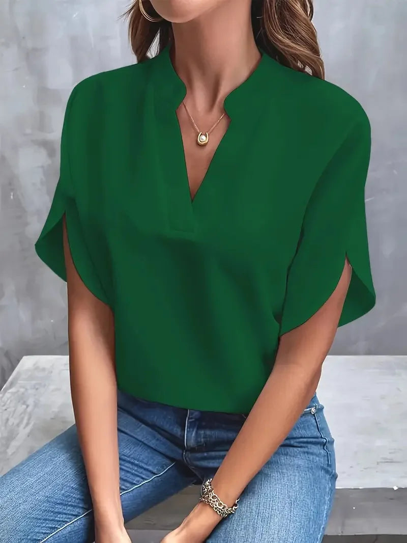 Annemie | Stylish V-Neck Flowing Blouse