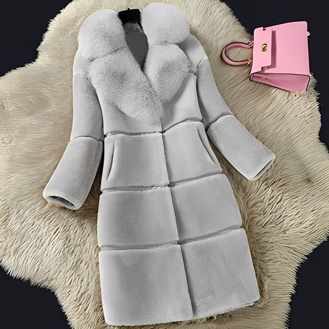 Eugenia | Simple and stylish winter coat