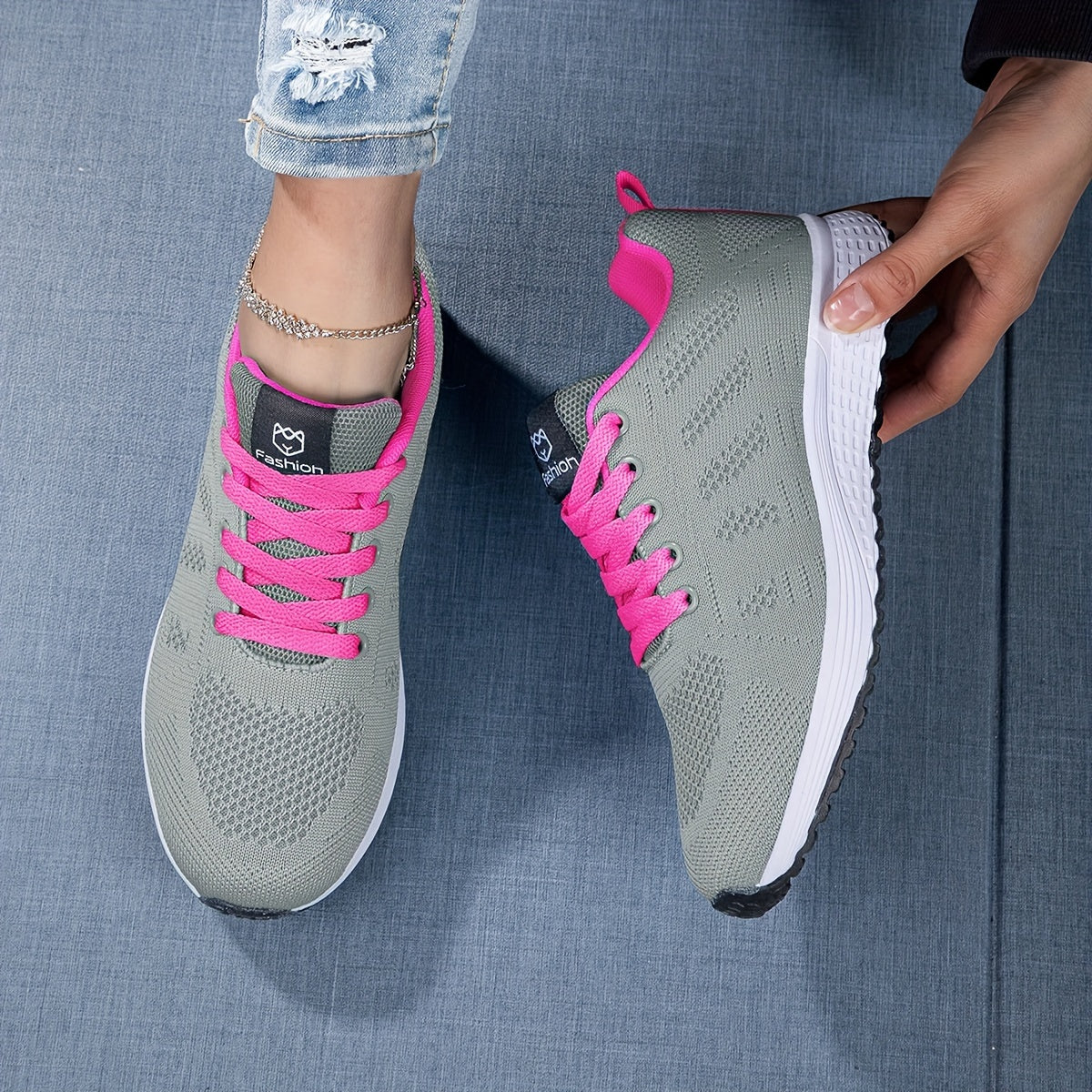 Women’s Lightweight Athletic Sneakers with Mesh and Laces