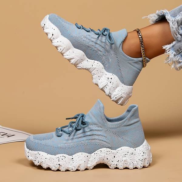 Women's Lightweight Sneakers for Comfort and Style