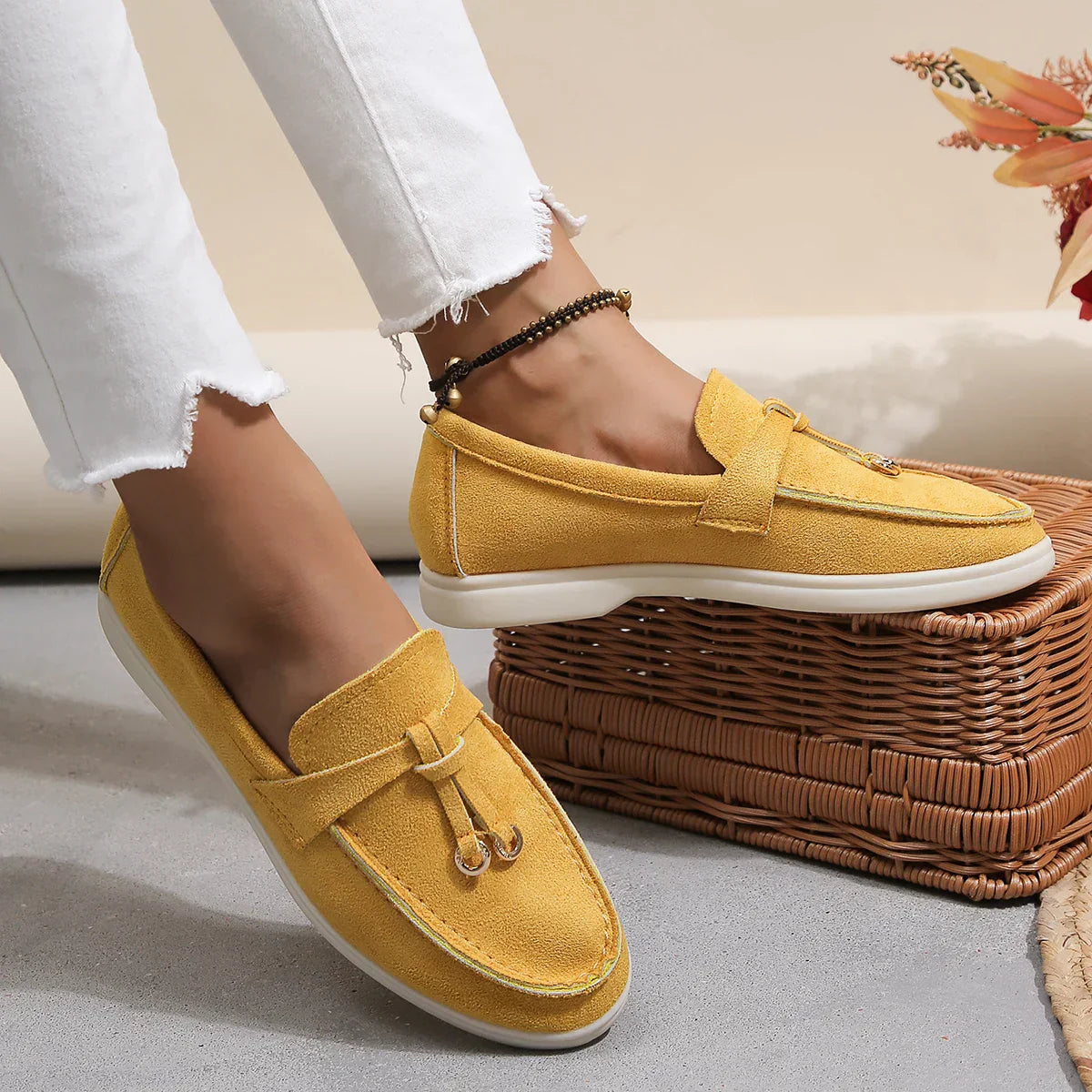 Women's Casual Slip-On Shoes with Round Toe and Decorative Tassels